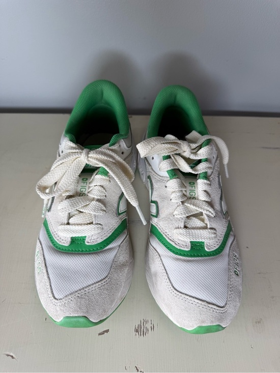 Figs New Balance Shoes - Figs New Balance sneakers • Women’s 8